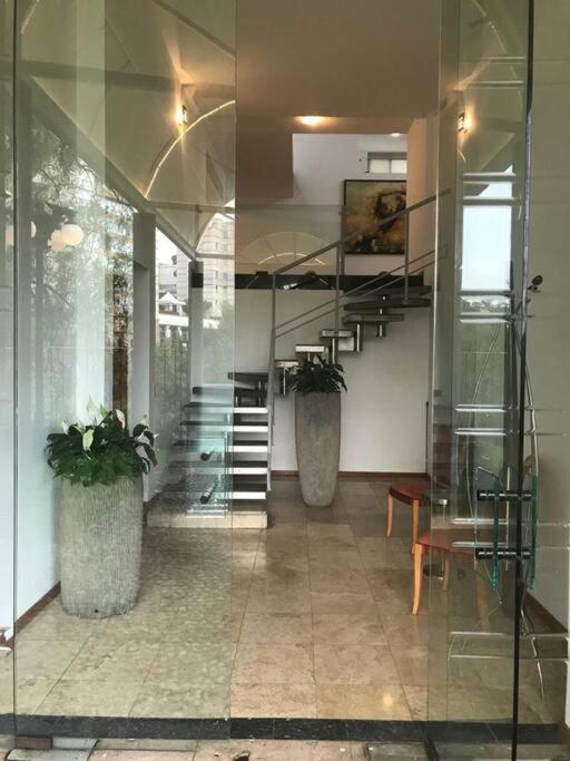 Hermoso Departamento En Bosques De Las Lomas Dos Habitaciones Мехико Экстерьер фото